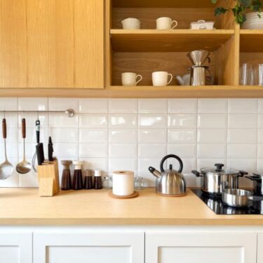 We install kitchen floors, backsplashes, and feature walls that combine practicality with refined design.