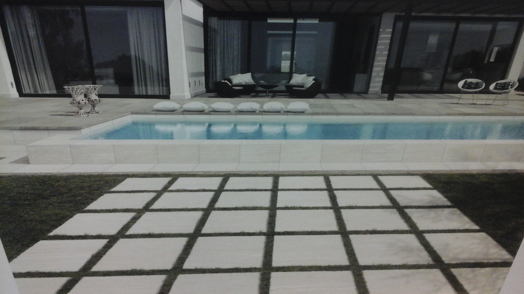 pool-deck124 pool-deck124