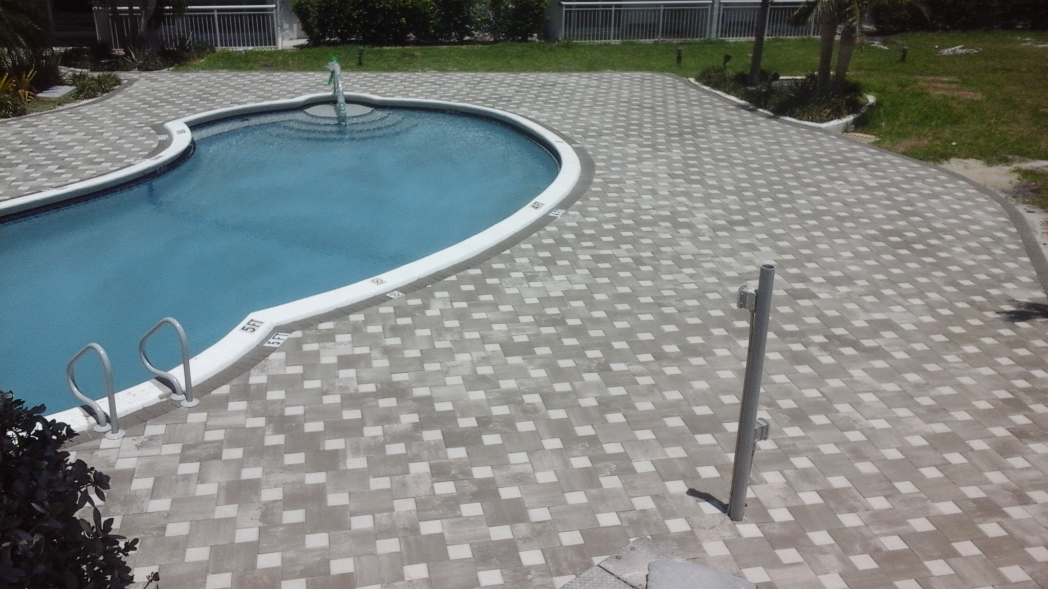 pool-deck128 pool-deck128