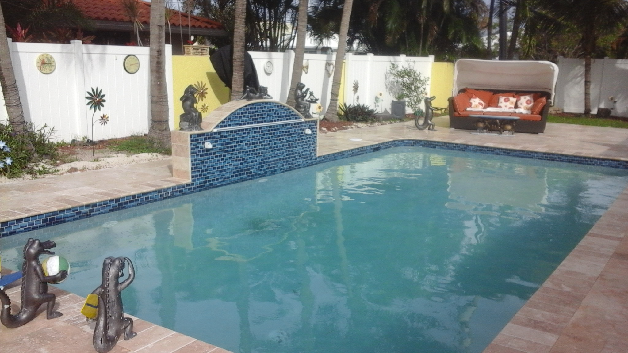 pool-deck27 pool-deck27