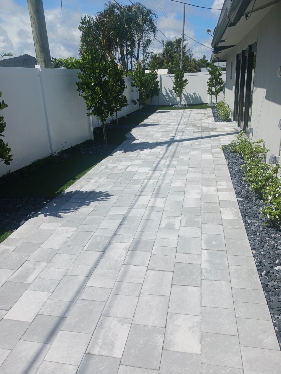 pool-deck34 pool-deck34